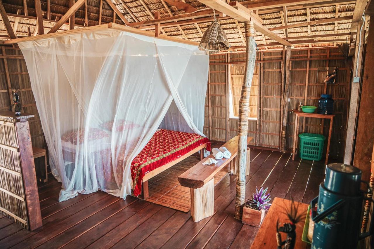 Methos Homestay - Raja Ampat Yennanas Besir Buitenkant foto