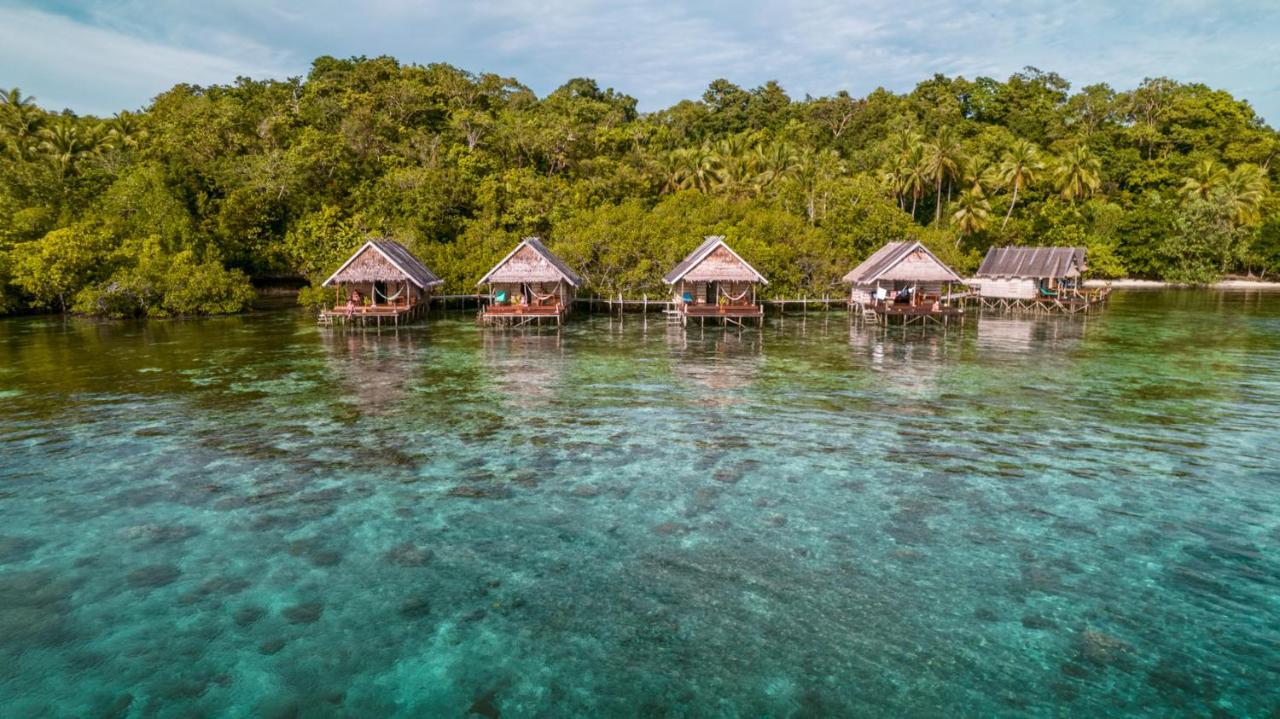 Methos Homestay - Raja Ampat Yennanas Besir Buitenkant foto