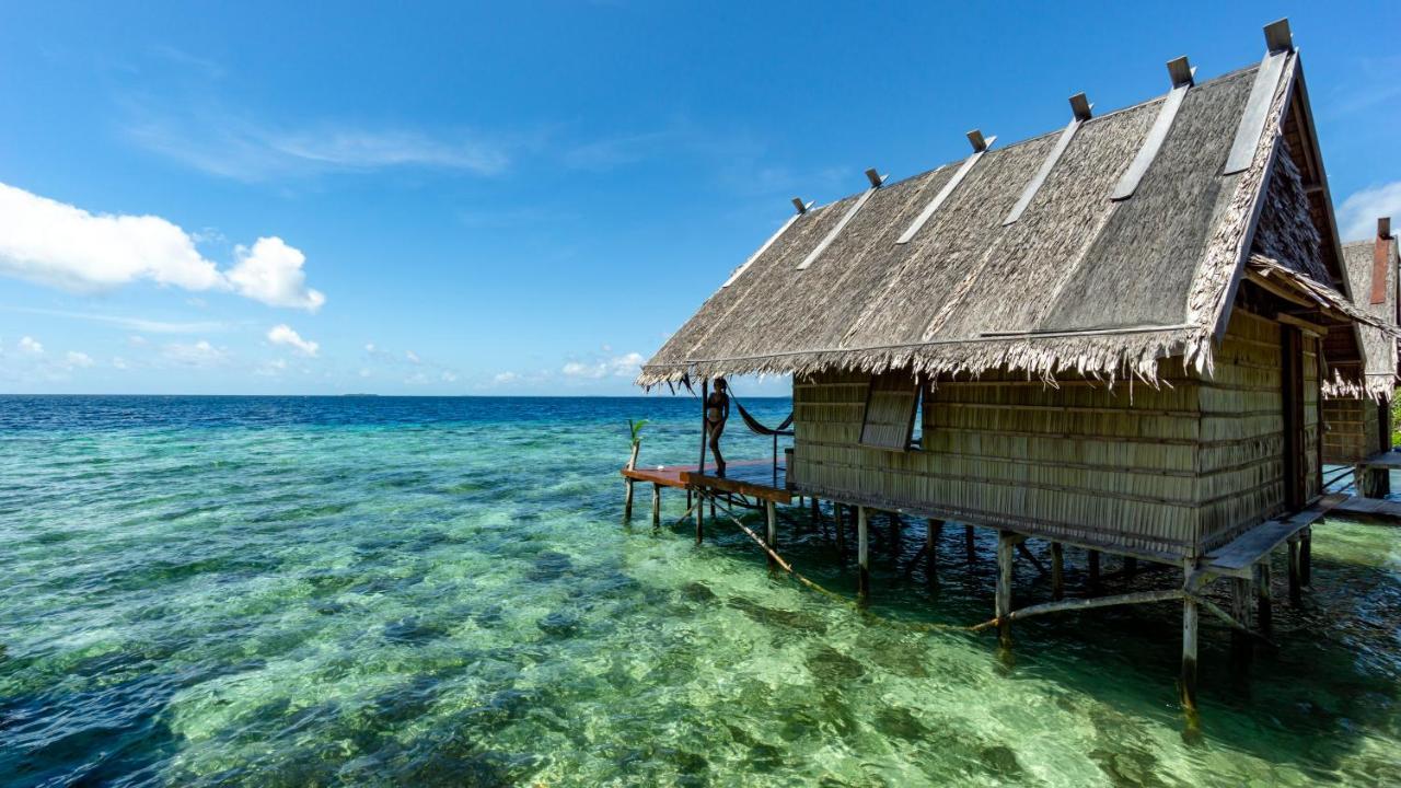 Methos Homestay - Raja Ampat Yennanas Besir Buitenkant foto