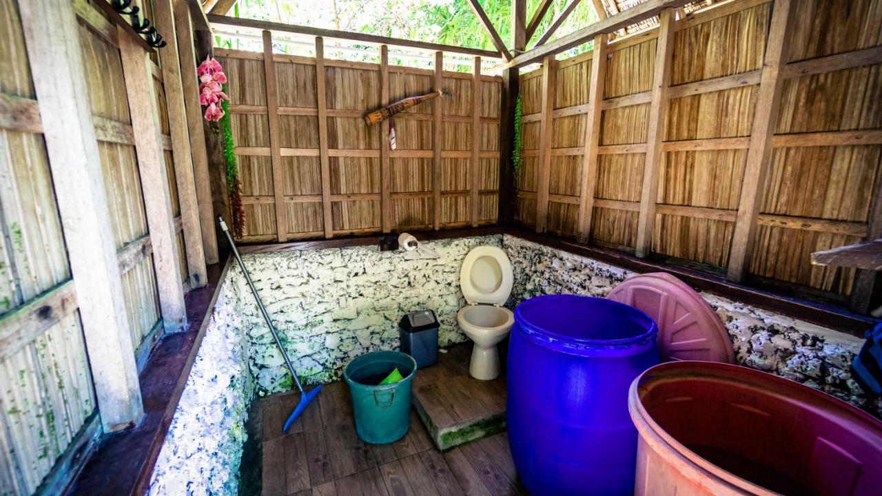 Methos Homestay - Raja Ampat Yennanas Besir Buitenkant foto