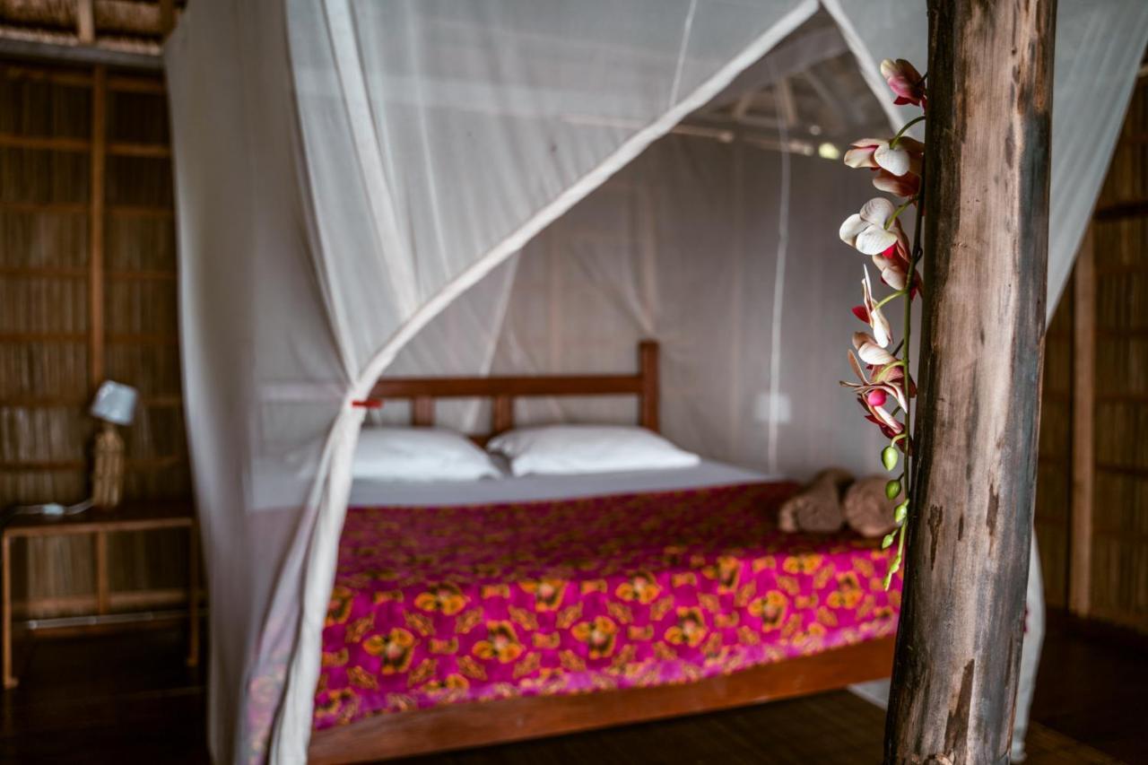Methos Homestay - Raja Ampat Yennanas Besir Buitenkant foto